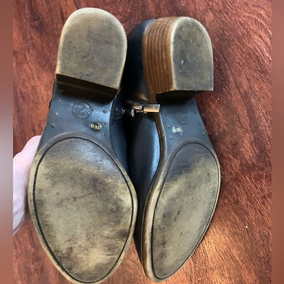 Lucky brand Basel Boots 10 - Picture 3 of 3